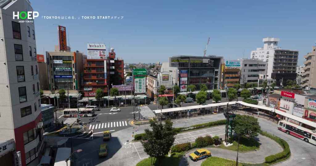 杉並区の駅前の風景